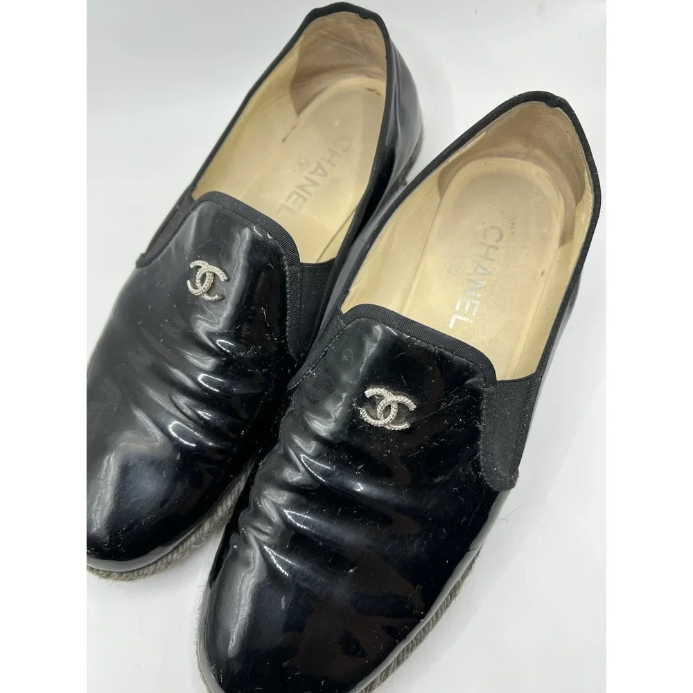 CHANEL Black Patent Leather CC Espadrille Loafers Flats EU 41 Italy